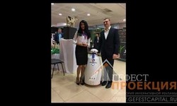 Промо робот для Промсвязьбанка на мероприятии Бизнес в объективе 2017